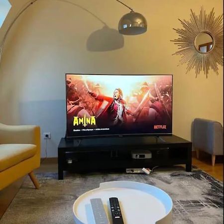 Quiet And Spacious Apartment Near Champs Elysees Parijs Buitenkant foto