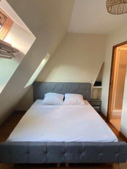 Quiet And Spacious Apartment Near Champs Elysees Parijs Buitenkant foto
